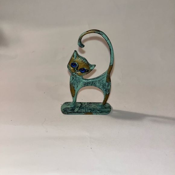 Vintage Bronze Cat Ring Holder - Picture 2 of 3